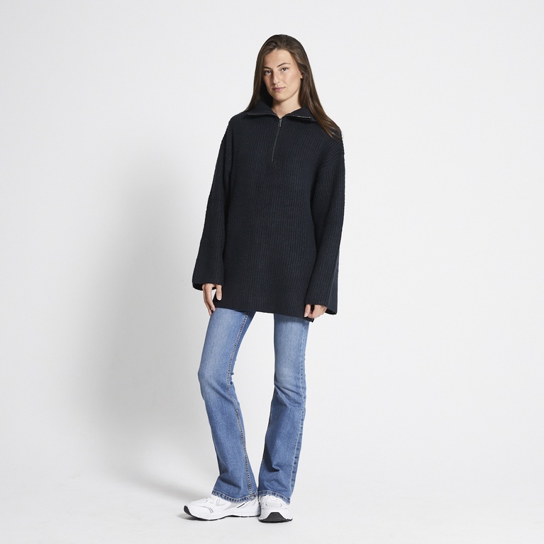 Ribstrikket trøje "Half Zip Sweater"